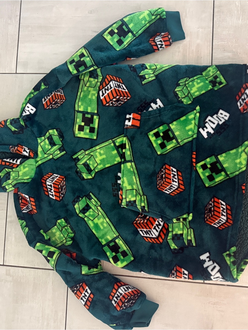 Boys Minecraft Creeper & TNT Green Kids Pajama Hoodie size S